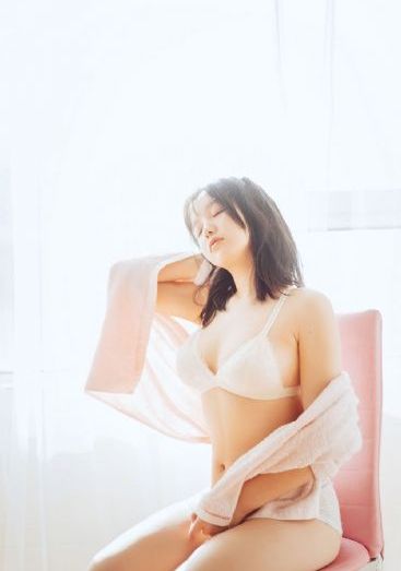 美女色诱男人激情视频_蓝光在线观看高清