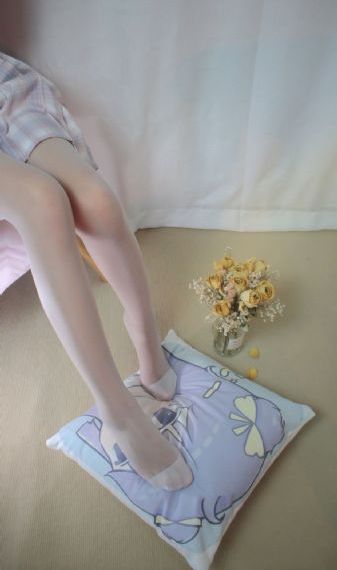 国产学生白丝袜足脚交_国产剧在线视频观看
