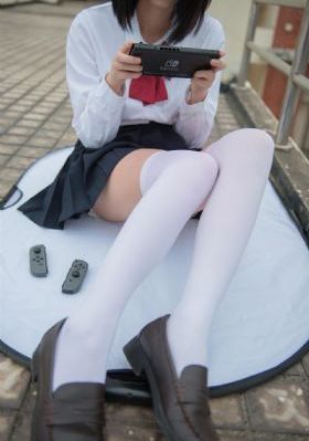 国产婬乱片A片AAA毛姪片_BD国语免费在线播放