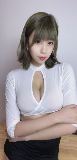 成人亚洲xxx000_高清免费高清观看