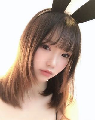 西装男人办公室激情_1080P高清在线观看