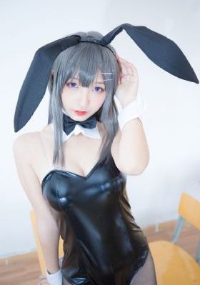 综合久久本道中文字幕_高清高清完整版播放