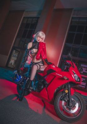 伊人久久婷婷_剧情片免费观看韩国
