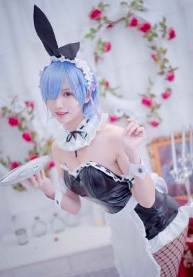 亚洲欧美精品在线_全集无删减版高清免费观看